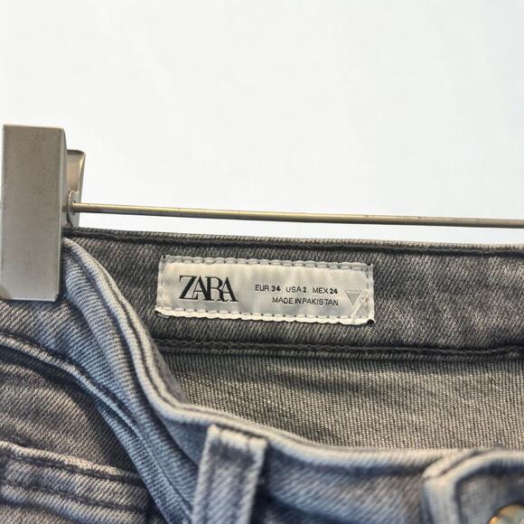 Zara Charcoal Wash Slim Fit Tapered Leg Jeans Distressed Size 2 - Picture 3 of 4
